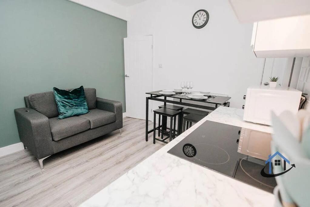 Balby Casa Nr Doncaster Racecourse King Beds Street Parking Villa Kültér fotó